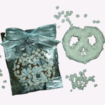 Print Snowflake Pretzel Knot Giant Snowman Pop