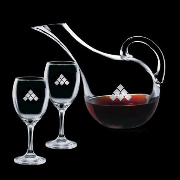 Medford Carafe and 2 Wine Glasses Engraved