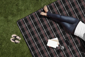 Blanket Tote XL Outdoor Picnic Blanket, (Black Tartan with Blac